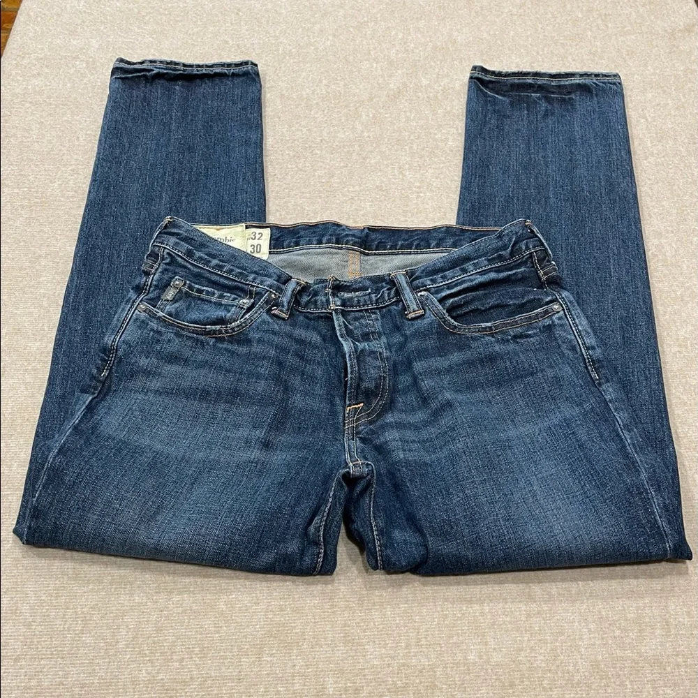 Abercrombie & Fitch Medium Wash Straight Leg Button Fly Denim Blue Jeans 32x30 - Picture 10 of 13